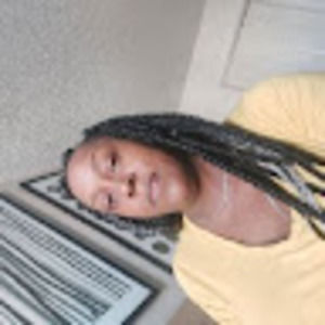 Meet your Posher, Tonya